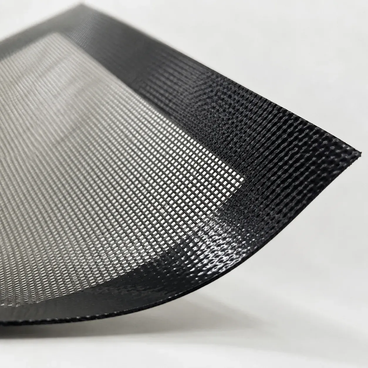 Silicone mesh mat corner detail